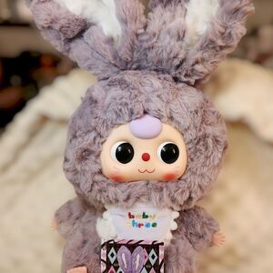 Baby Three Lily Rabbit Town V2 Plush – Purple Bunny w/Bib, Bag & Brand NEW